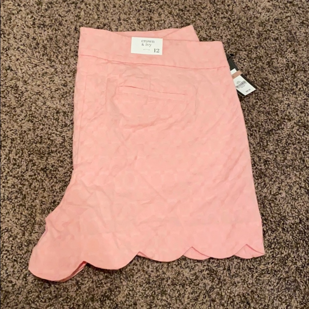 Crown and Ivy Scalloped Shorts